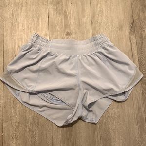 Light blue Lulu lemon size 4 hotty hot shorts 2”